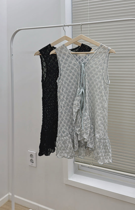 Lace frilled vest / 2 colors