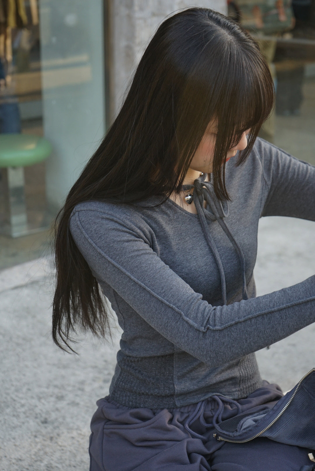 【 Less is more! 】Half hood top / charcoal