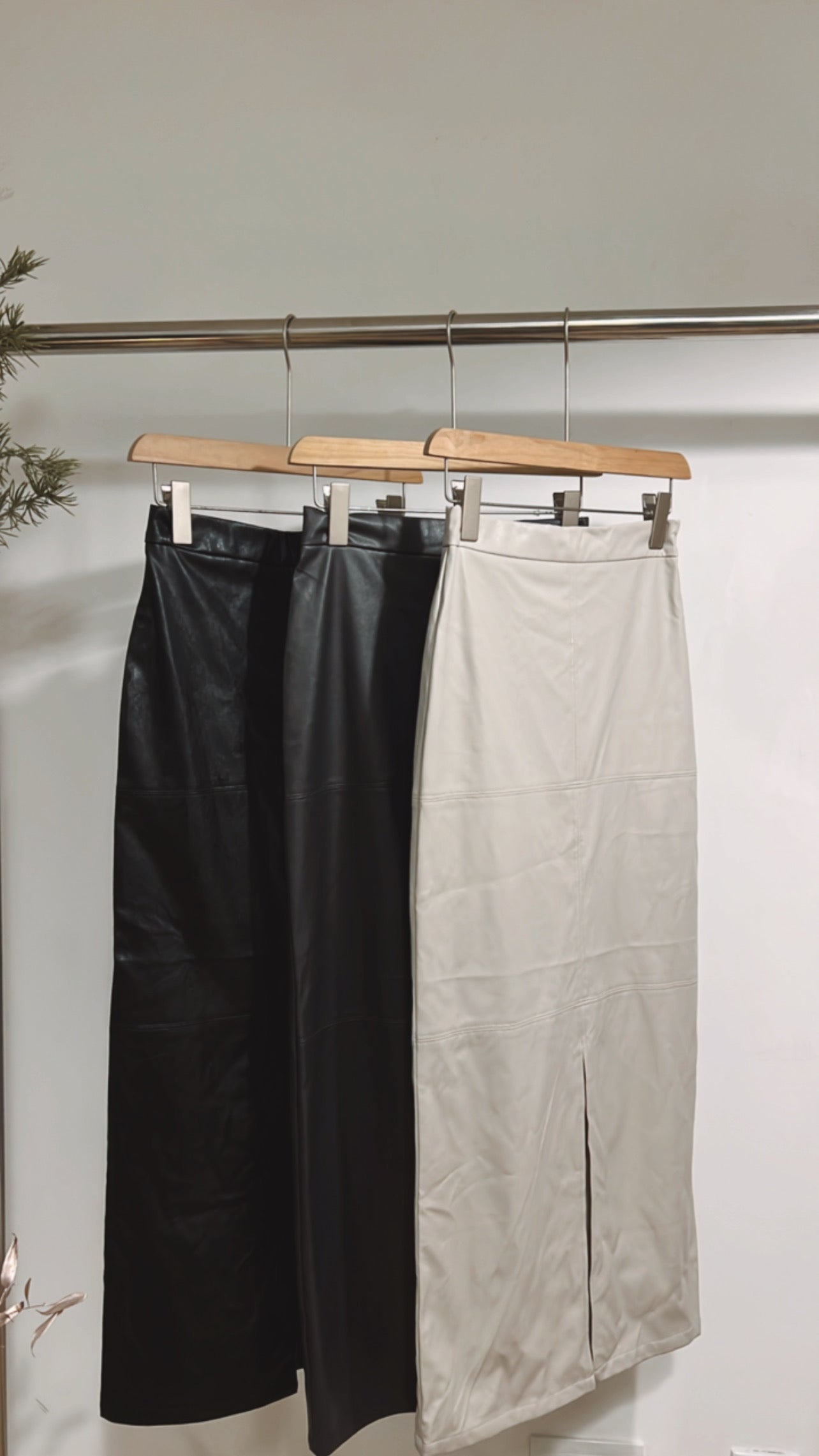 (完售即止!)Classic leather skirt/ 3 colors
