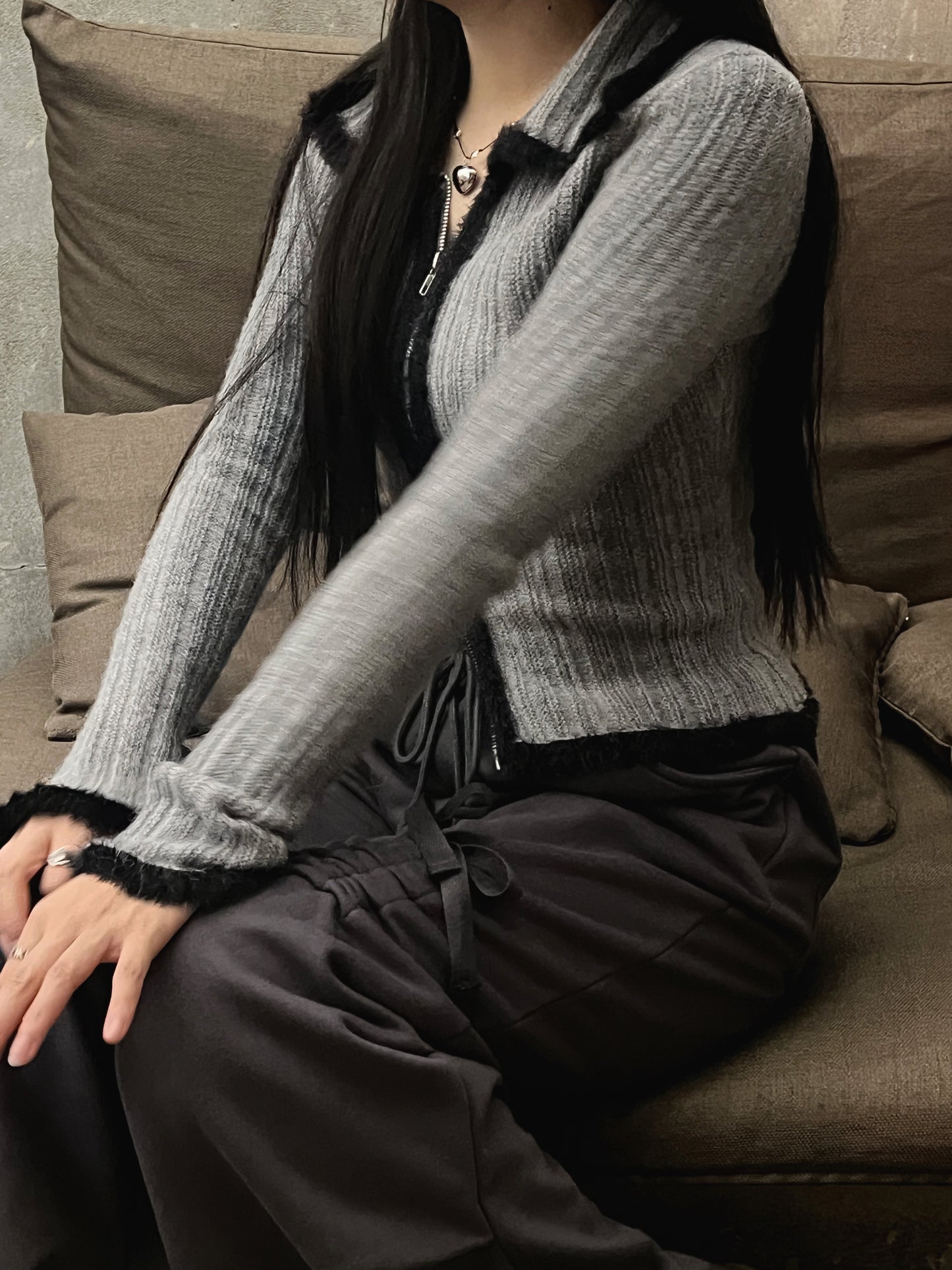 【My Picks ! 】Two Tone Zipper Knit Top / Blue