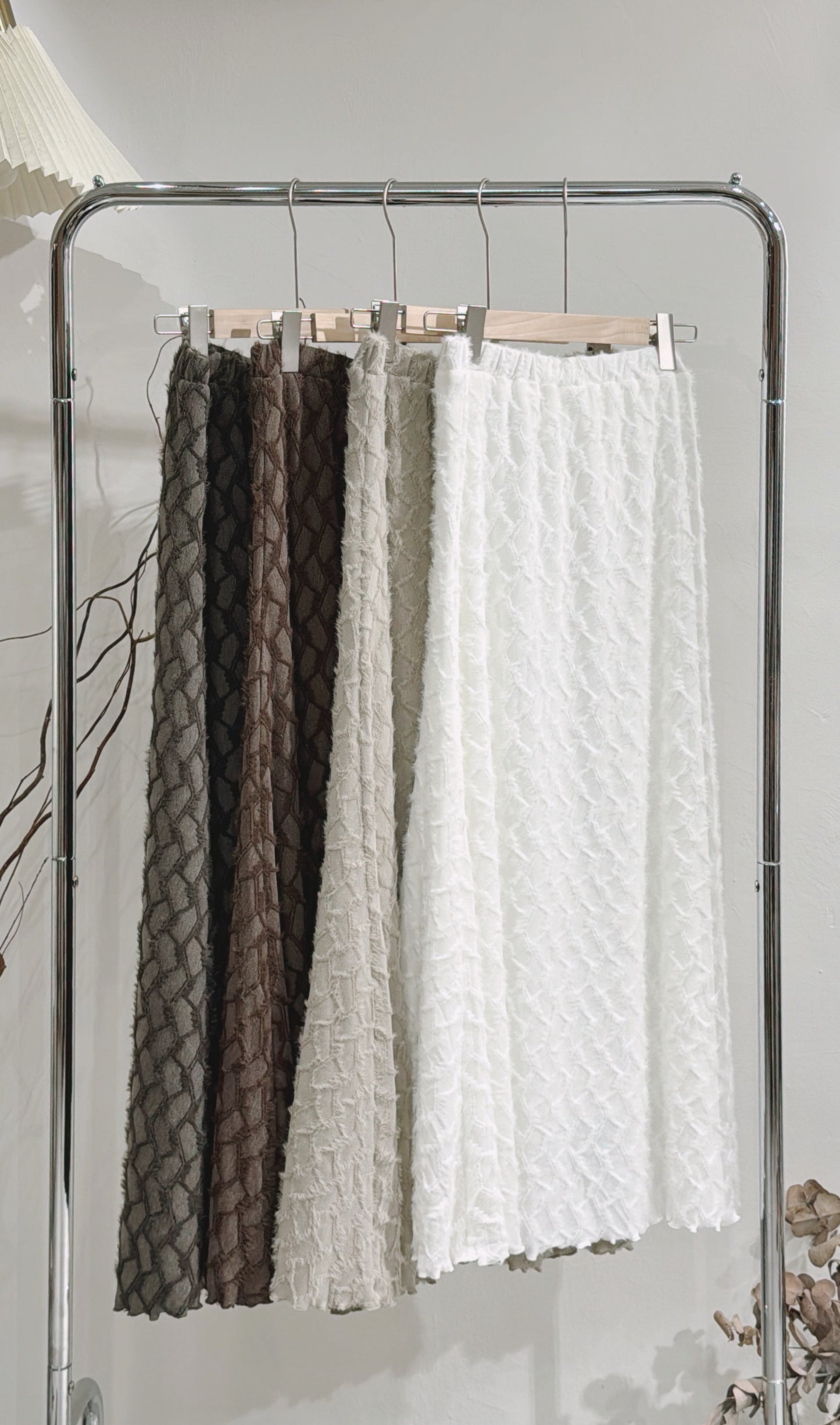 [ 預訂 / 現貨  ˚.🎀༘⋆] feather mermaid skirt / 4 colors