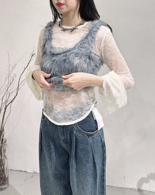 [ 現貨 📷 ༘ ⋆｡ ˚ ] [ 限量！] flare sleeve top / 2 colors