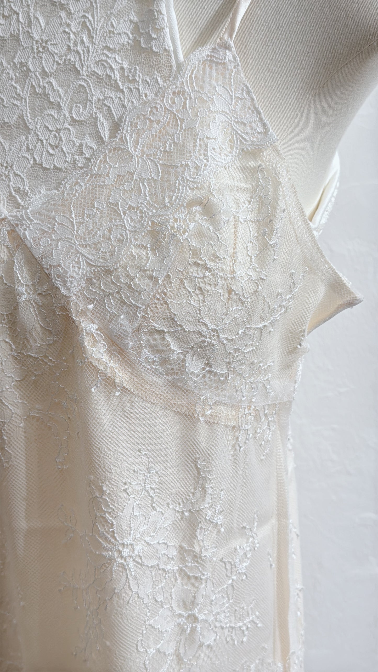 [ 現貨 / 預訂🪽⋆ ] [ 超精緻☆!] Vintage Floral Sheer Lace Tunic Cami