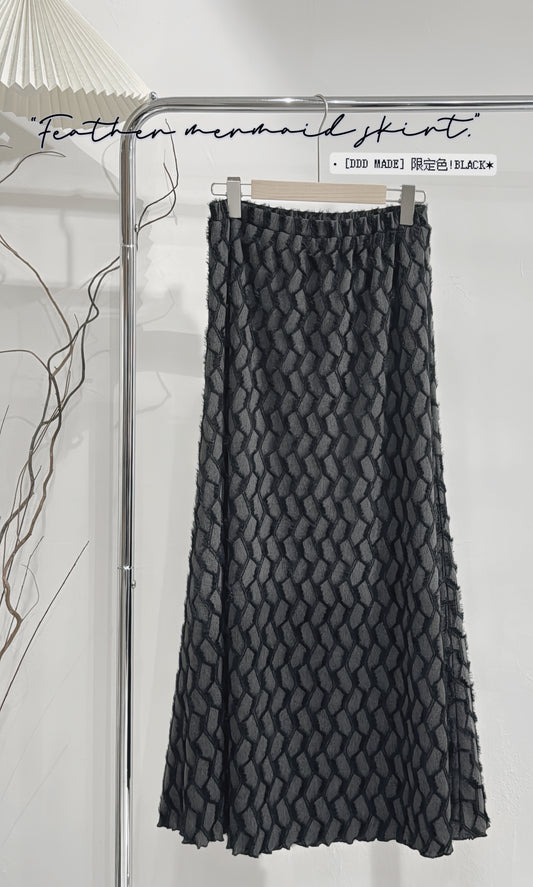 [ 第二批重做中 | 約2月頭到貨  ˚.🎀༘⋆] [ DDD MADE ] feather mermaid skirt / black