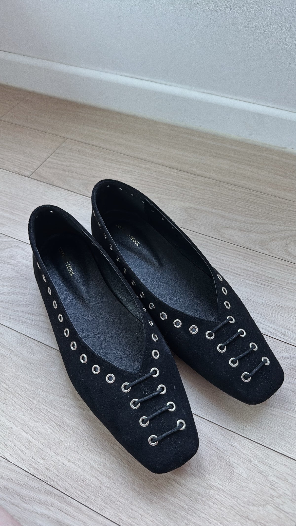 [ SHOES ༠°◞✭ ゛ ] eyelet flats
