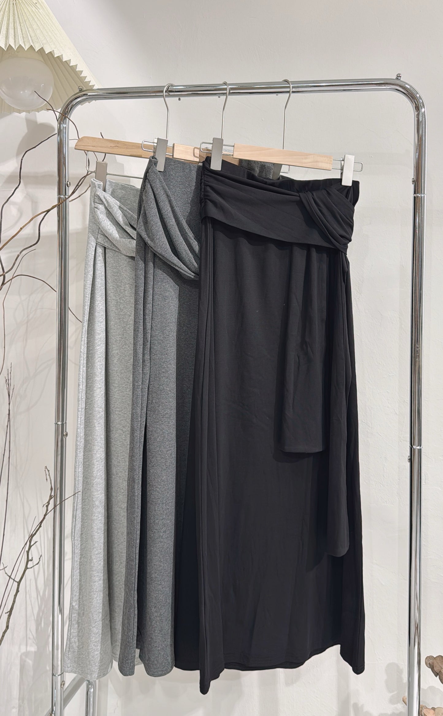 [ 現貨/預訂 𐙚˙⋆.] front tied cotton skirt / 3 colors