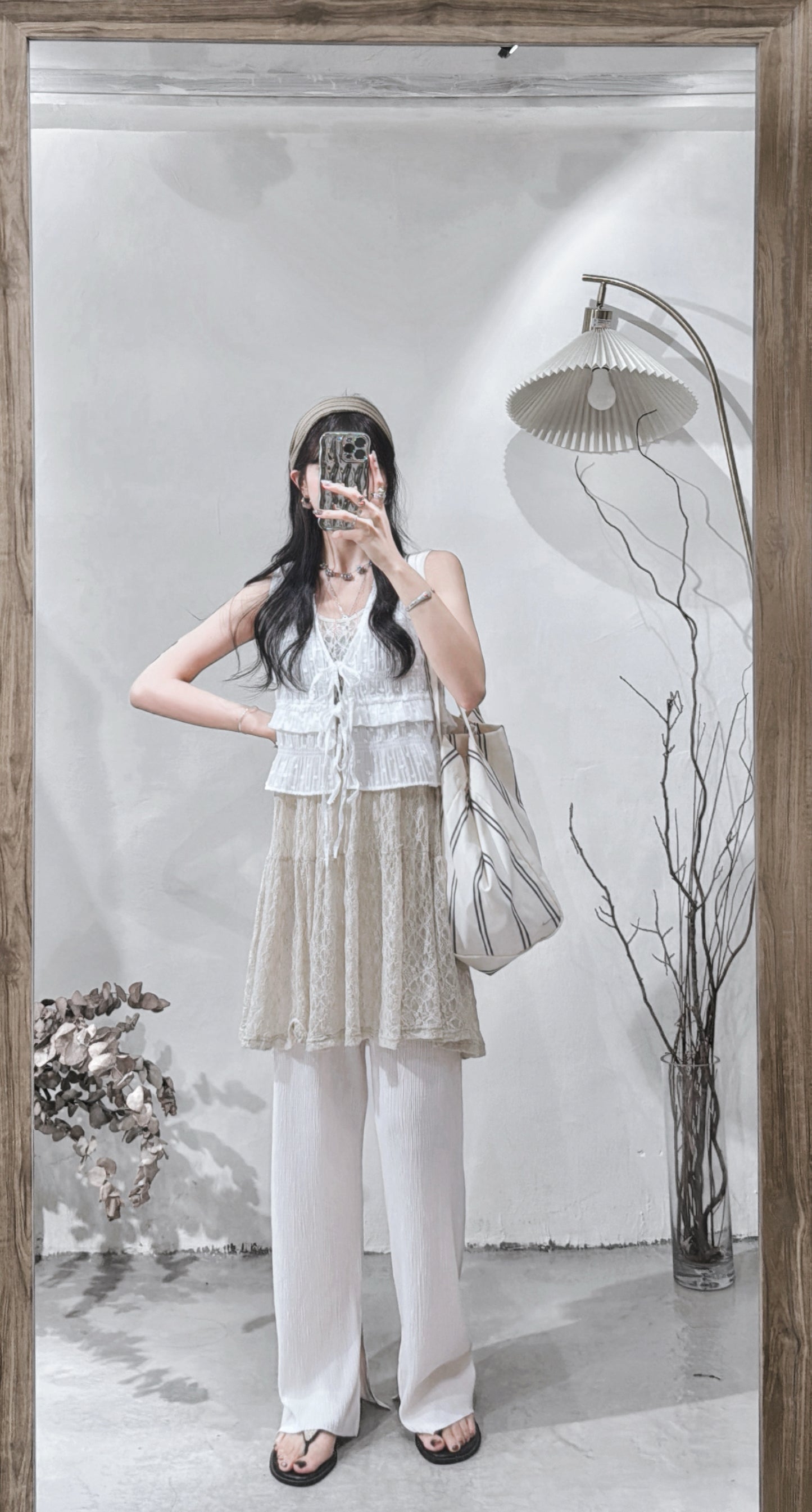 [ 現貨在途 𐙚˙⋆.] layered dobby vest / white
