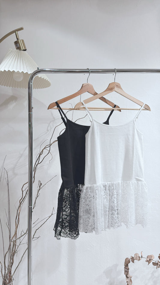 [ 預訂 🪽⋆ ] [ 疊穿幫手！］Lace Hem Cami Top / 2 colors