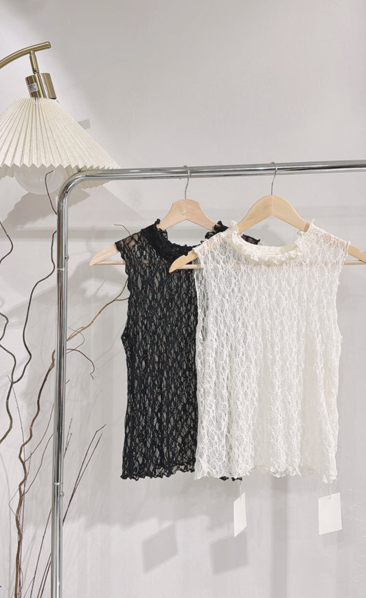 [ ˚.🎀༘⋆超推薦! ˚.🎀༘⋆ ] Lace ruffle vest / 2 colors