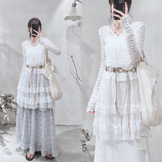 [ 預訂⋆.𐙚 ̊  ] [ 店主自留款！] floral print v-neck top / white