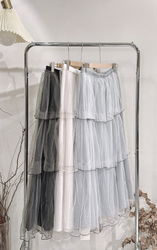 [ 現貨/預訂 ˚.🎀༘⋆] [ 輕身！日系感⋆˙⟡]  sheer cake skirt / 3 colors