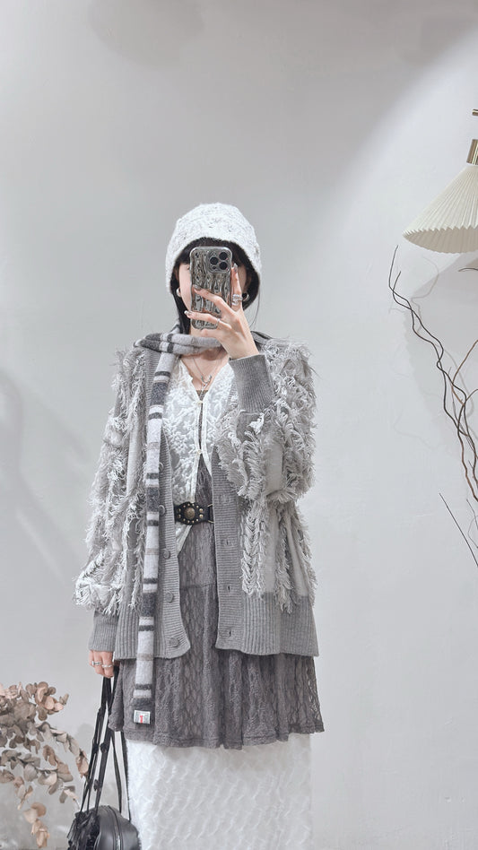[ 現貨 / 預訂 ⋆𐙚 ̊ ] [ 店主大推！] Fringed oversized outer / grey