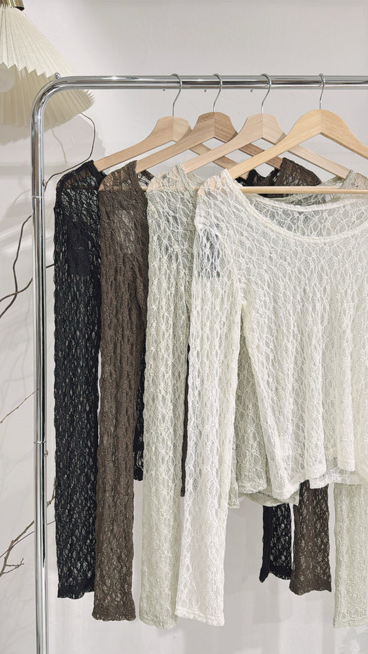 [ 現貨 / 預訂 ˖᯽ ݁˖ ] [ 有彈性！] U-neck lace top / 4 colors