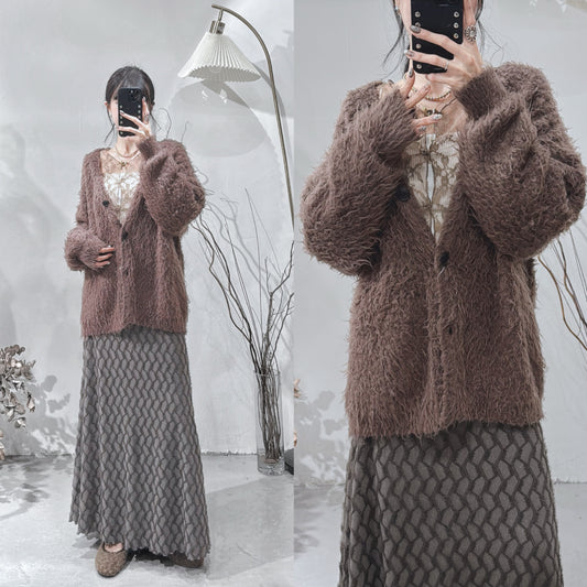 [ 預訂 / 現貨  ˚.🎀༘⋆] v-neck momo outer / brown