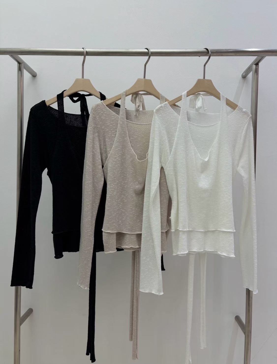 [ 預訂 ⋆𐙚 ̊ ] [ 店主自留款！] halter neck layered top / 3 colors