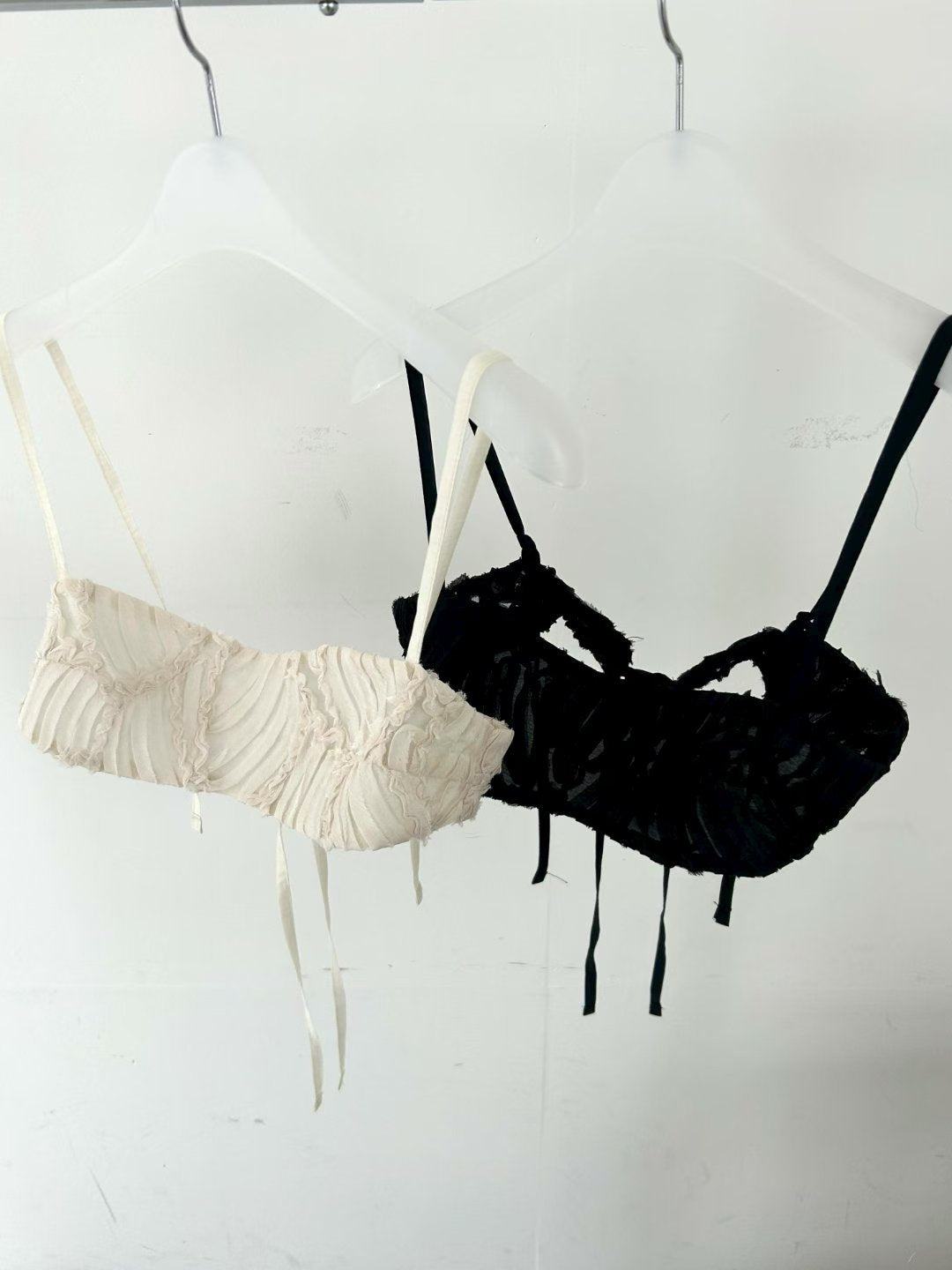 [ 預訂  ₊˚⊹♡ ] textured bustier / 2 colors
