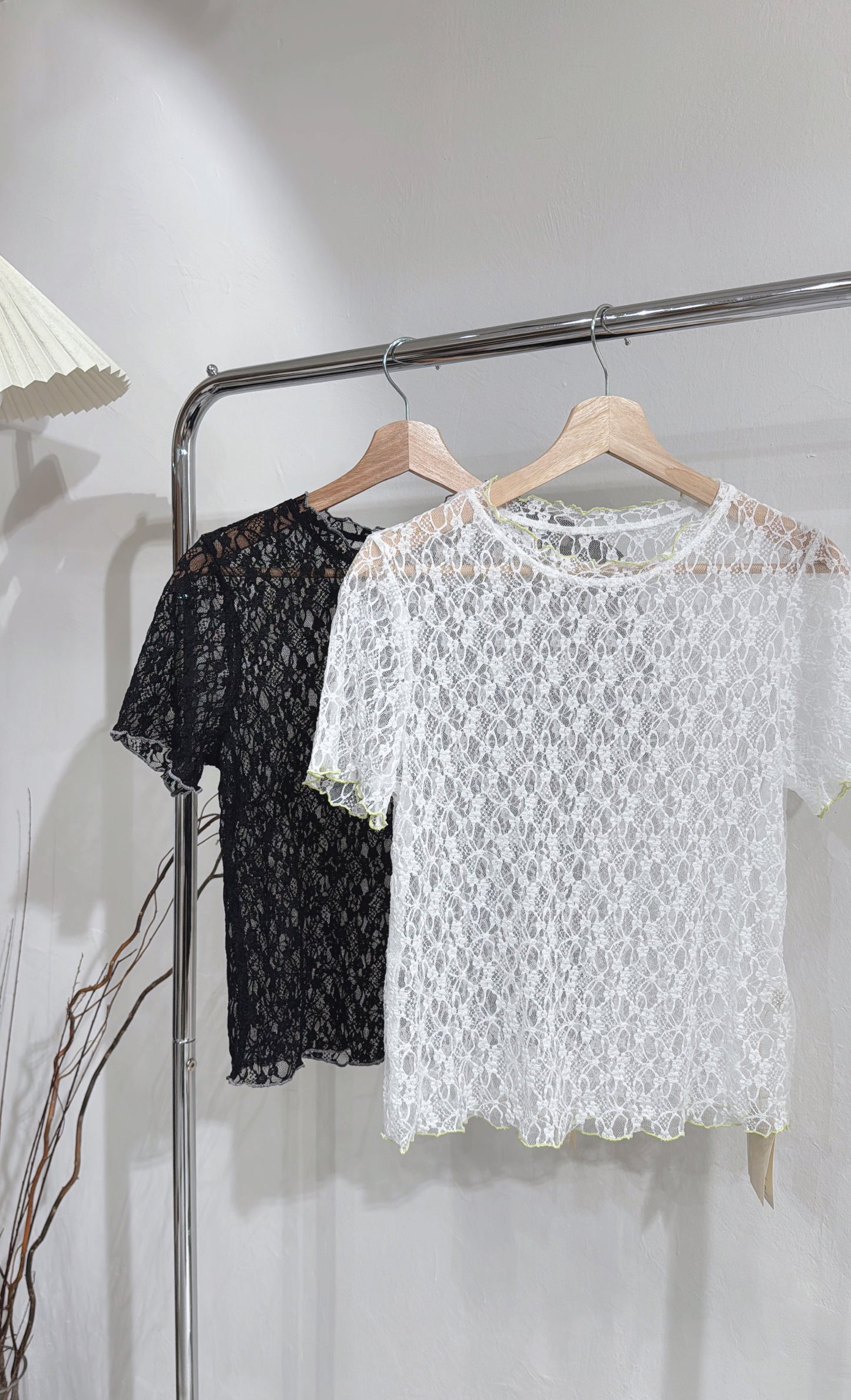 [ 預訂 ] Lace see through top/ 2 colors