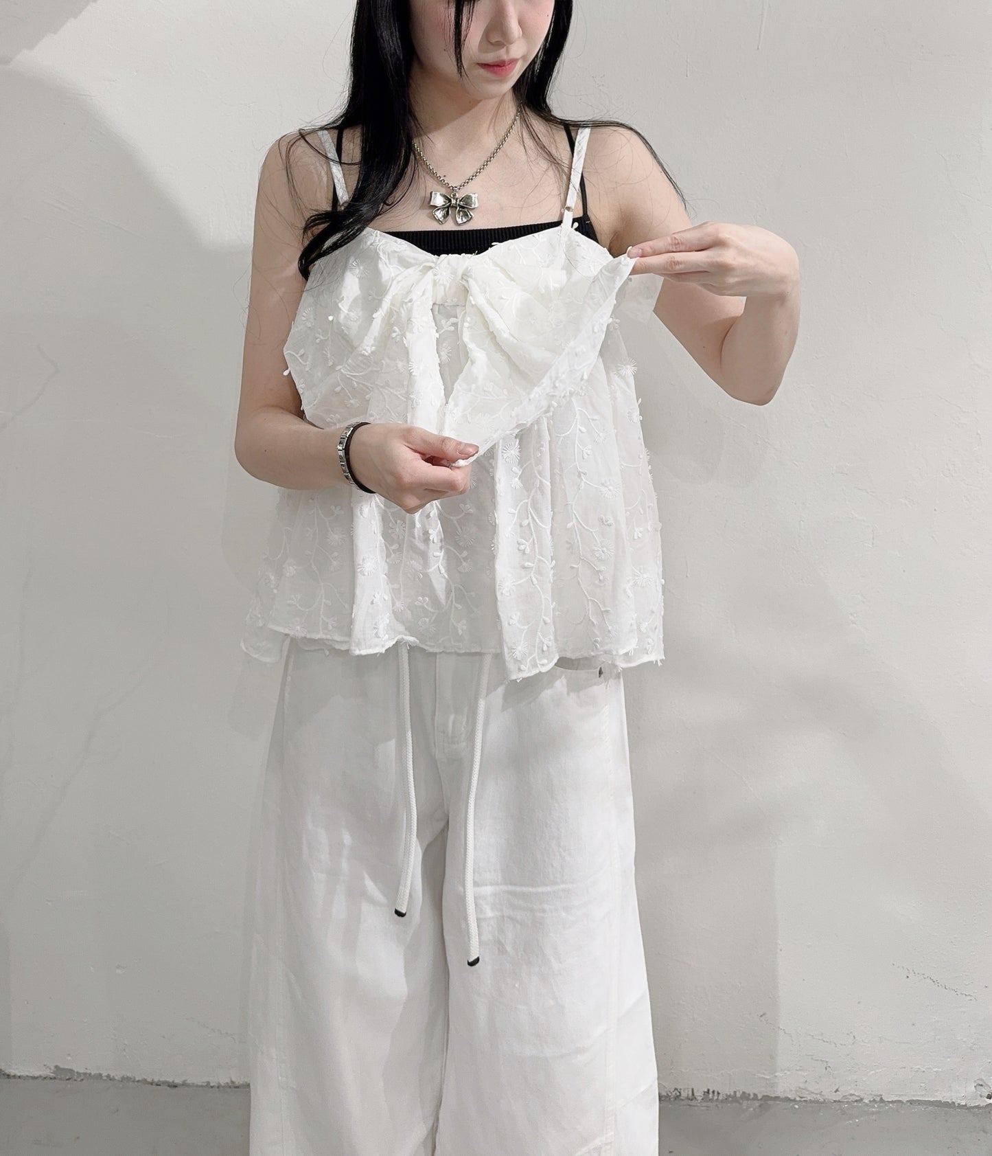 [ 預訂 ༠°◞✭ ゛] [ 前後可著! ] back ribbon cami • 2 colors