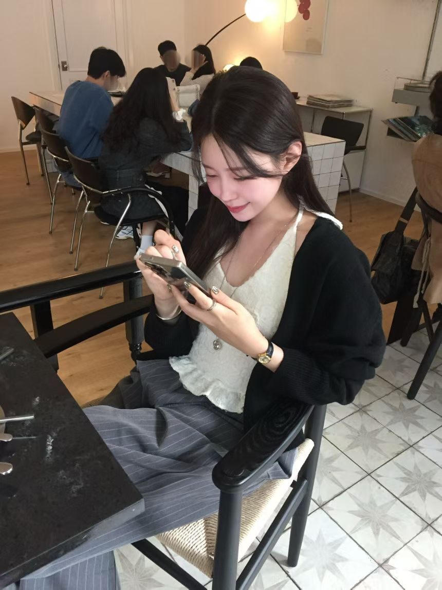 [ 預訂 ⋆✴︎˚｡⋆！] [ my picks! 超韓系 onni ˚⟡˖ ࣪ ] textured halter top / 2 colors