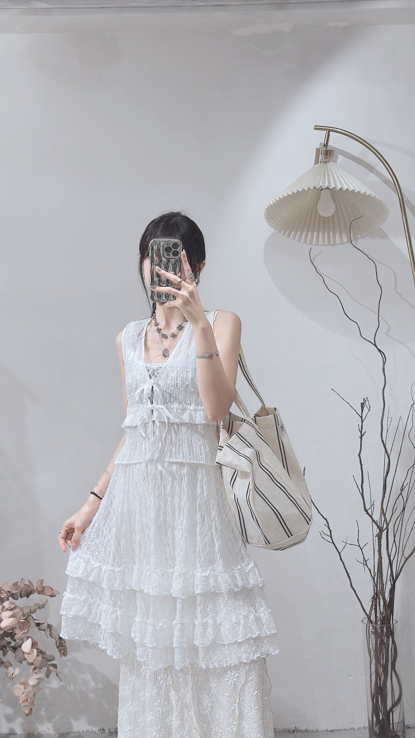 [ 現貨在途 𐙚˙⋆.] layered dobby vest / white