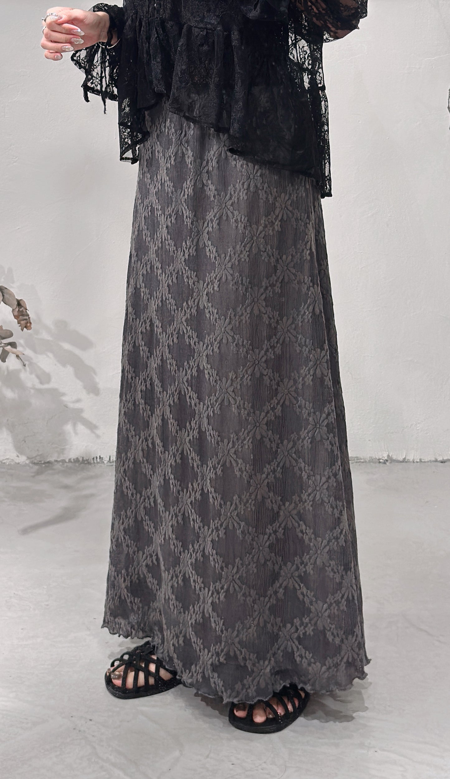 [ DDD made / 五月尾到貨  ₊˚⊹♡ ] kinki skirt / charcoal