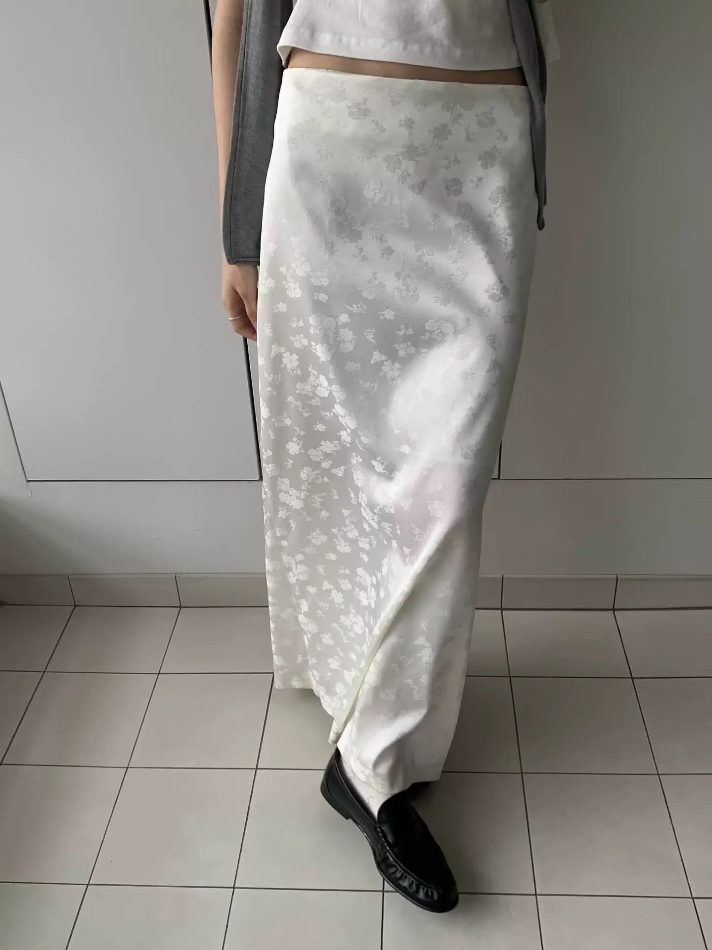 [ 預訂  ₊˚⊹♡ ] floral satin skirt / 2 colors