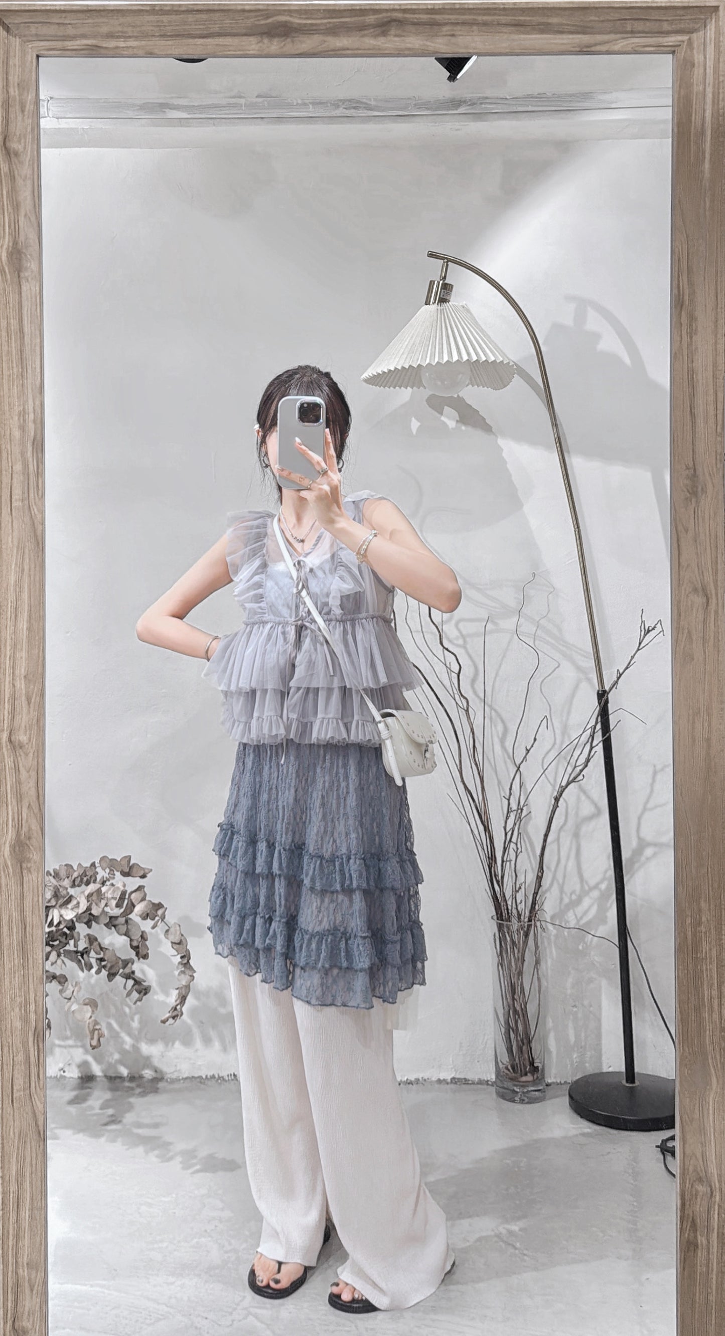 [ 𝐃𝐃𝐃 𝐌𝐀𝐃𝐄 超美自訂款𓂃⋆.˚] Tulle layer top / 2 colors