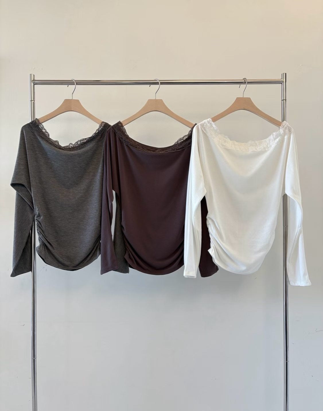 [ 預訂🪽⋆ ] lace off shoulder top / 3 colors