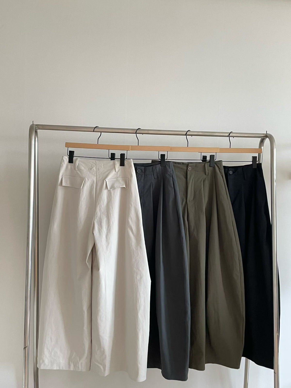 [ 預訂🪽⋆ ] [ 必入！] Curved balloon pants / 4 colors
