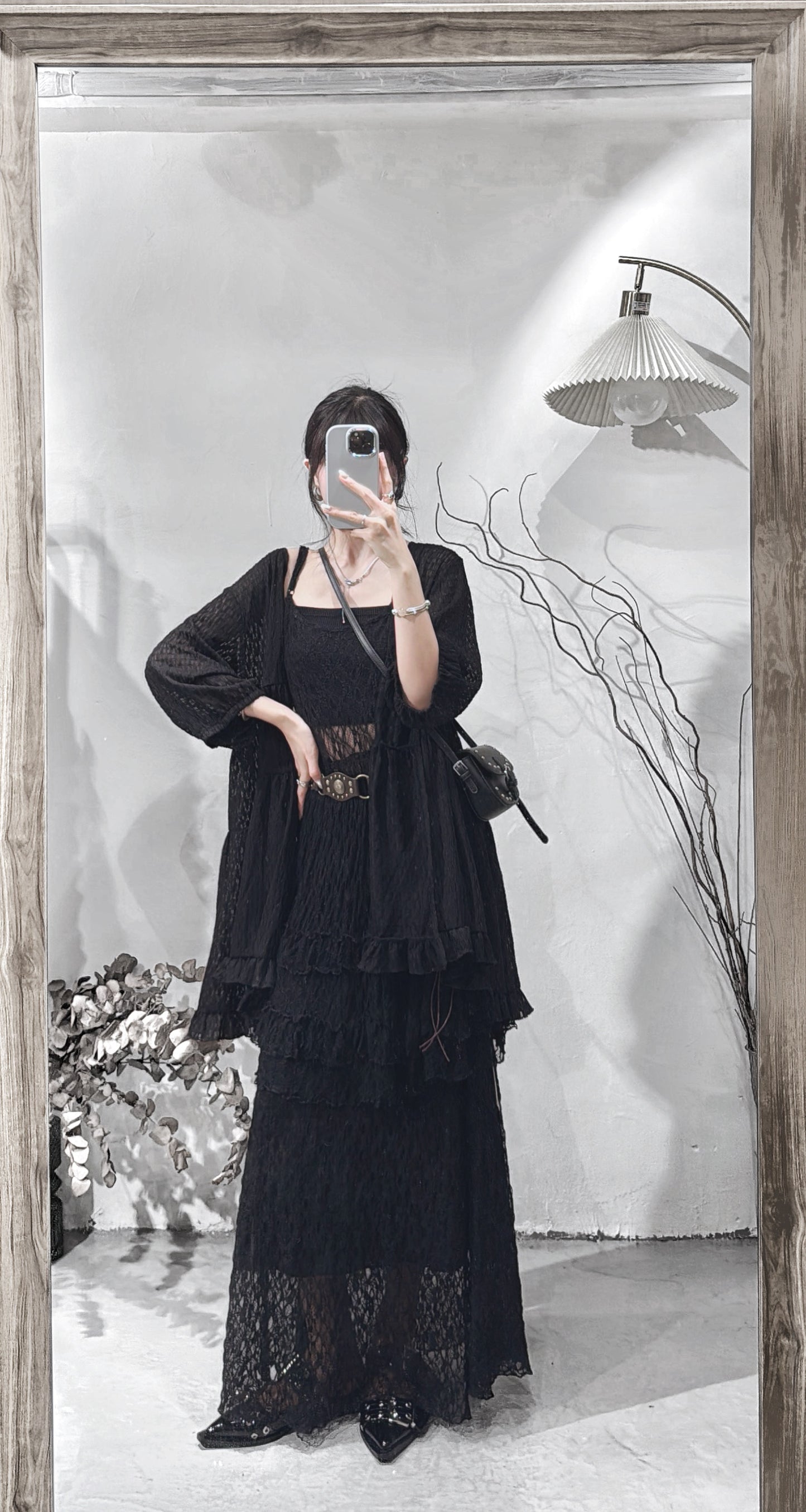 [ ˚.🎀༘⋆ 超高質！ ] checkered ballon sleeve blouse / black