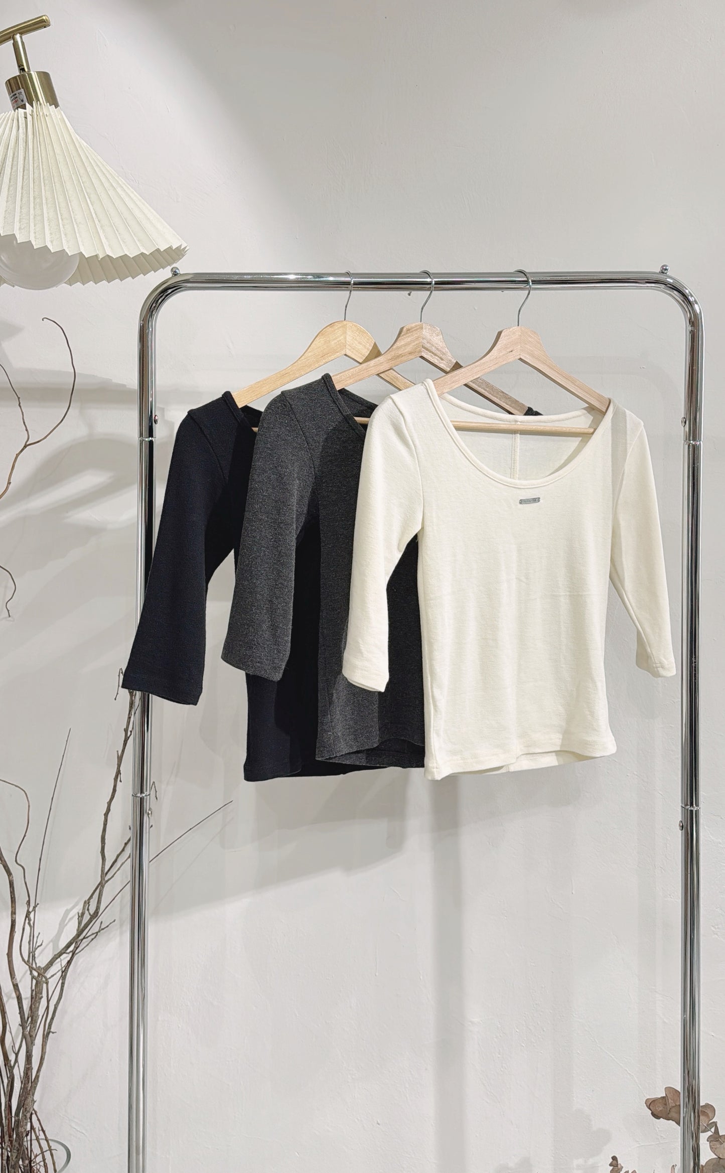 [ 預訂.˚‧💭 ] [ 超舒適！] Mid sleeve 2-way top / 3 colors