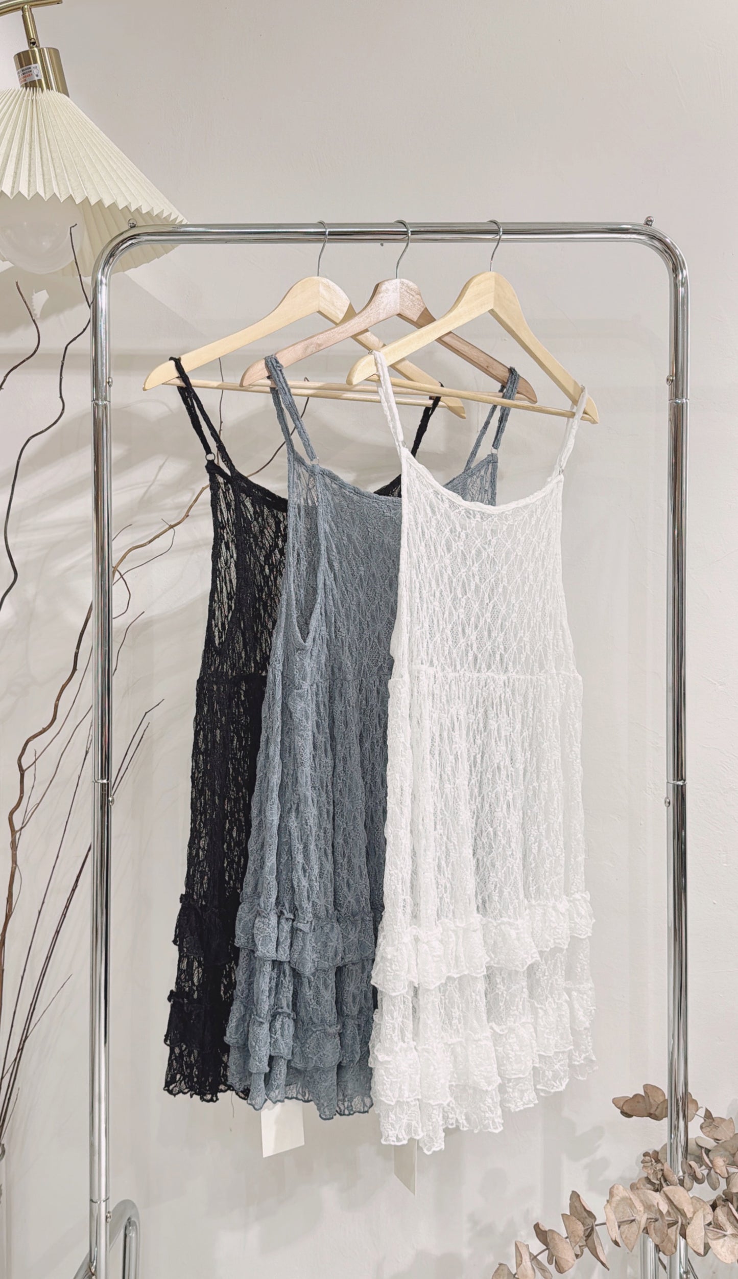 [ ˚.🎀༘⋆垂感超好! ˚.🎀༘⋆ ] lace ruffle ops / 3 colors