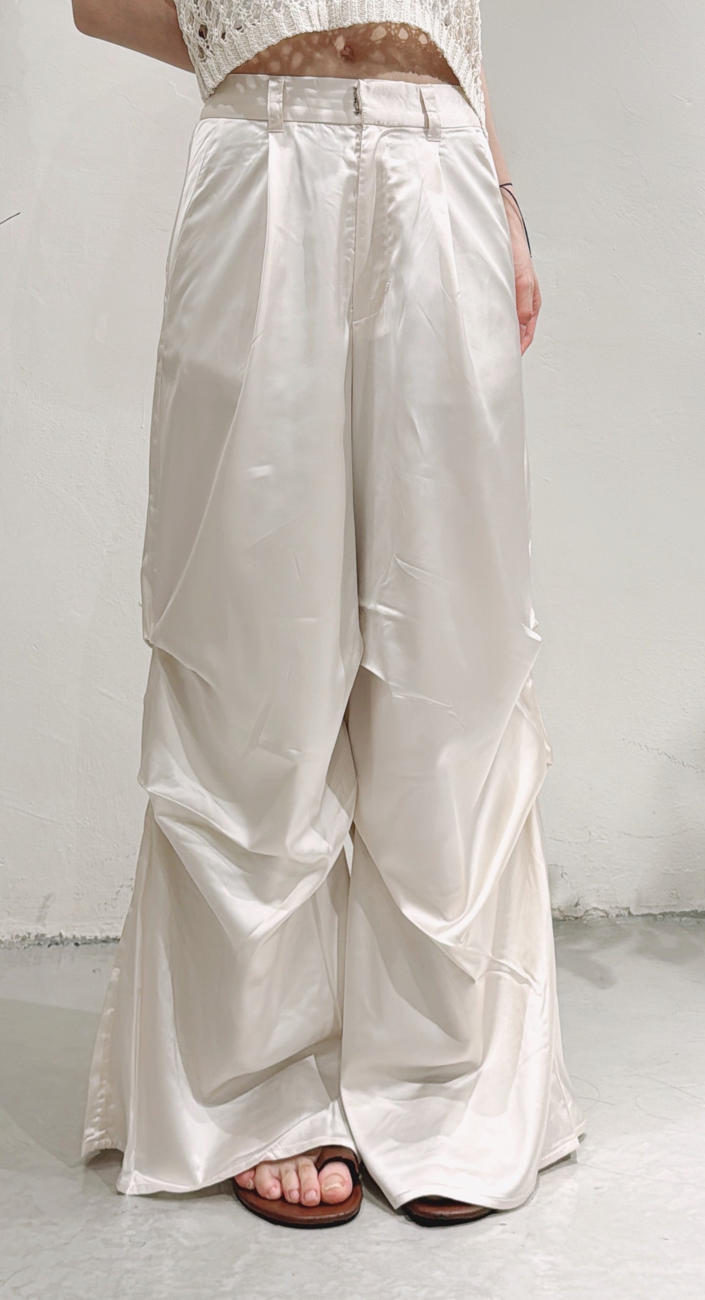 [ 預訂˚⊹♡ ] [ 小個子友好！] glossy dart pants / 3 colors
