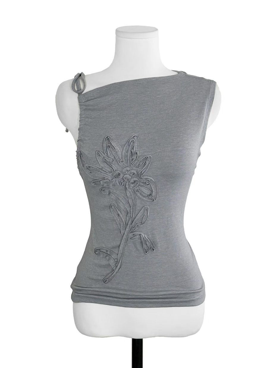 [ 預訂🪽⋆ ] Asym Ribbon Flower Top · 3 colors