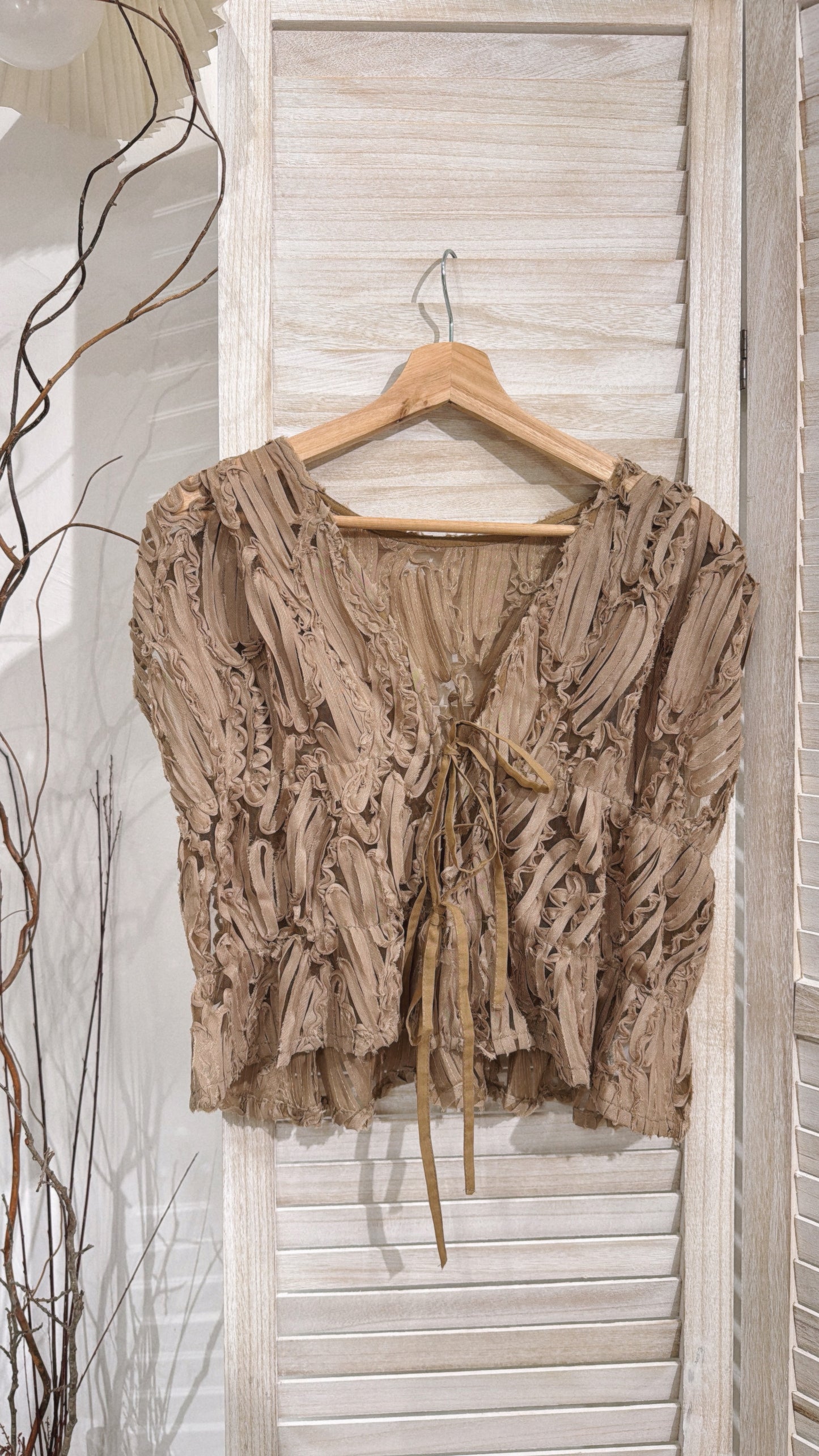 [ 現貨/預訂˚⊹♡ ] feather gilet vest / ivory