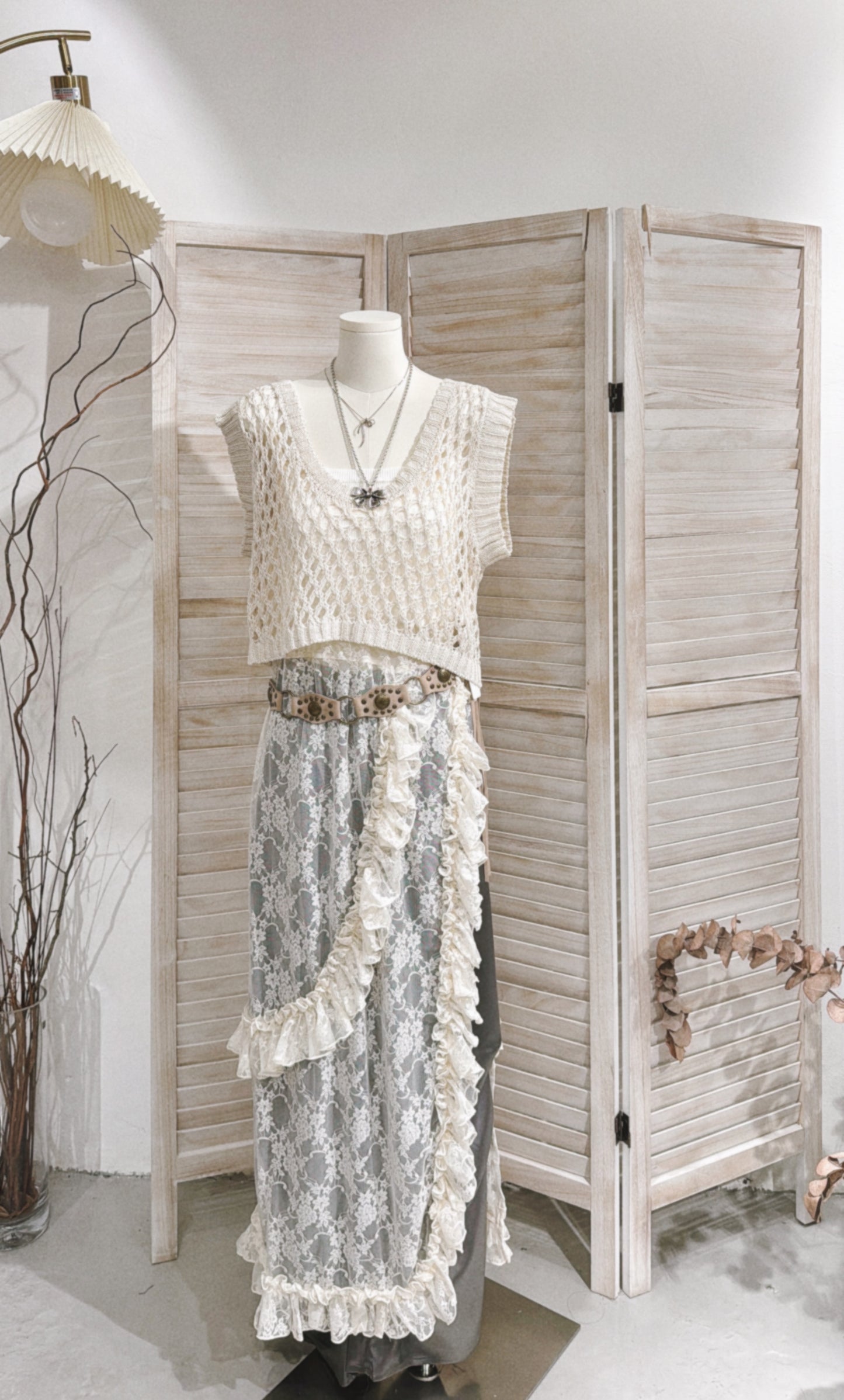 [ 現貨/預訂˚⊹♡ ] lone lone cropped vest / 3 colors