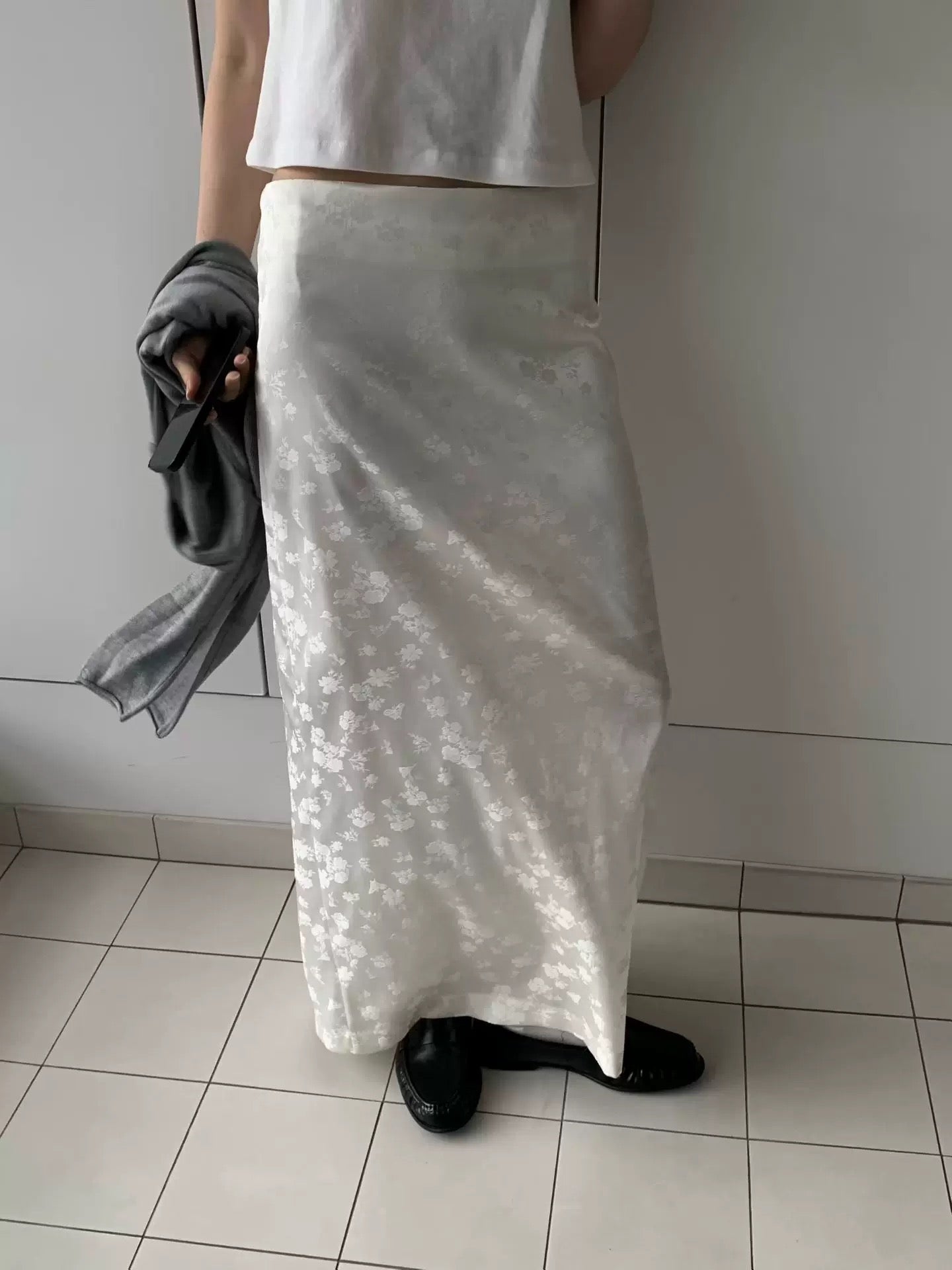 [ 預訂  ₊˚⊹♡ ] floral satin skirt / 2 colors