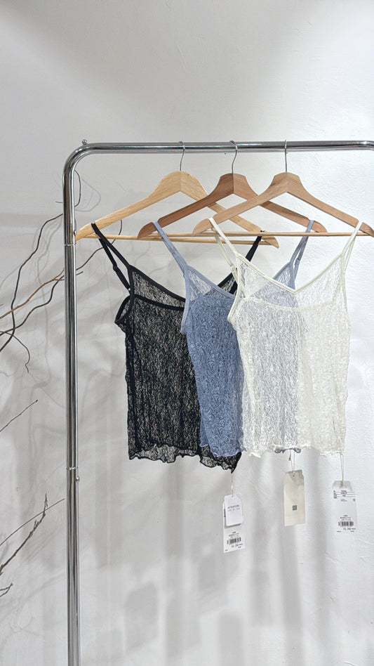 [ 現貨 / 預訂🪽⋆ ]  snowflake cami • 3 colors