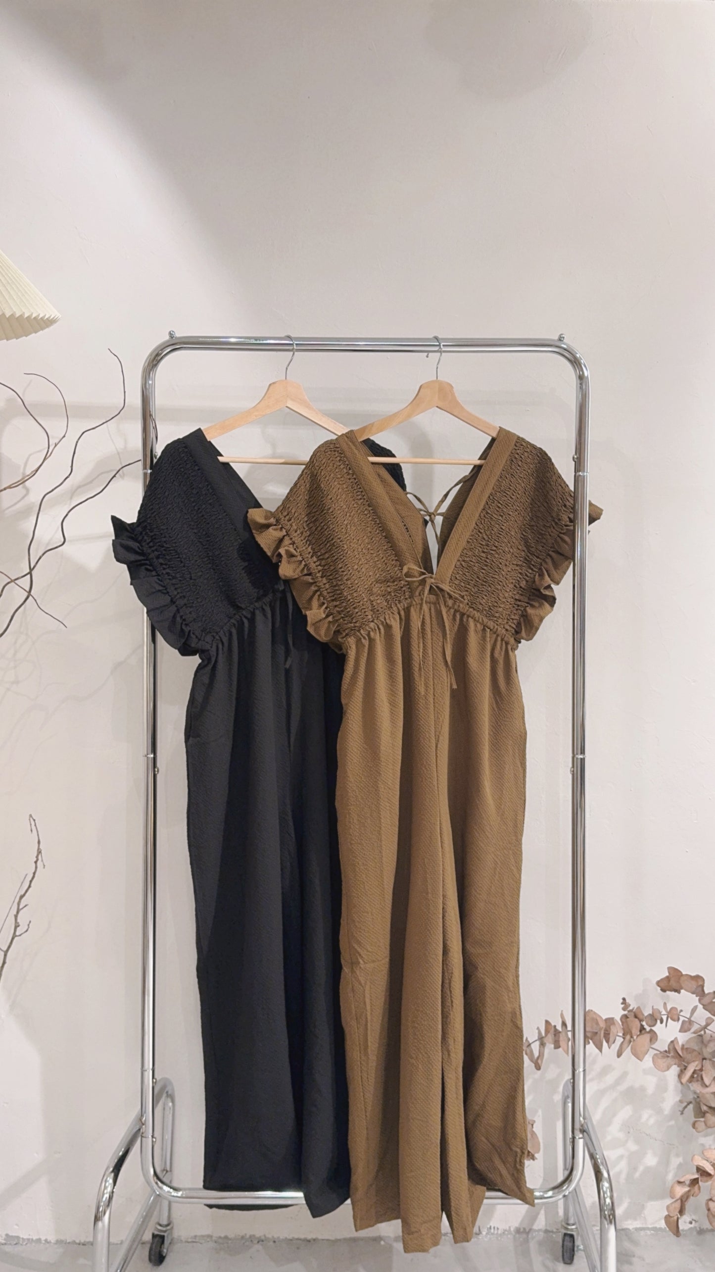 [ 現貨 / 預訂  ₊˚⊹♡ ] Romper Jumpsuit / 2 colors