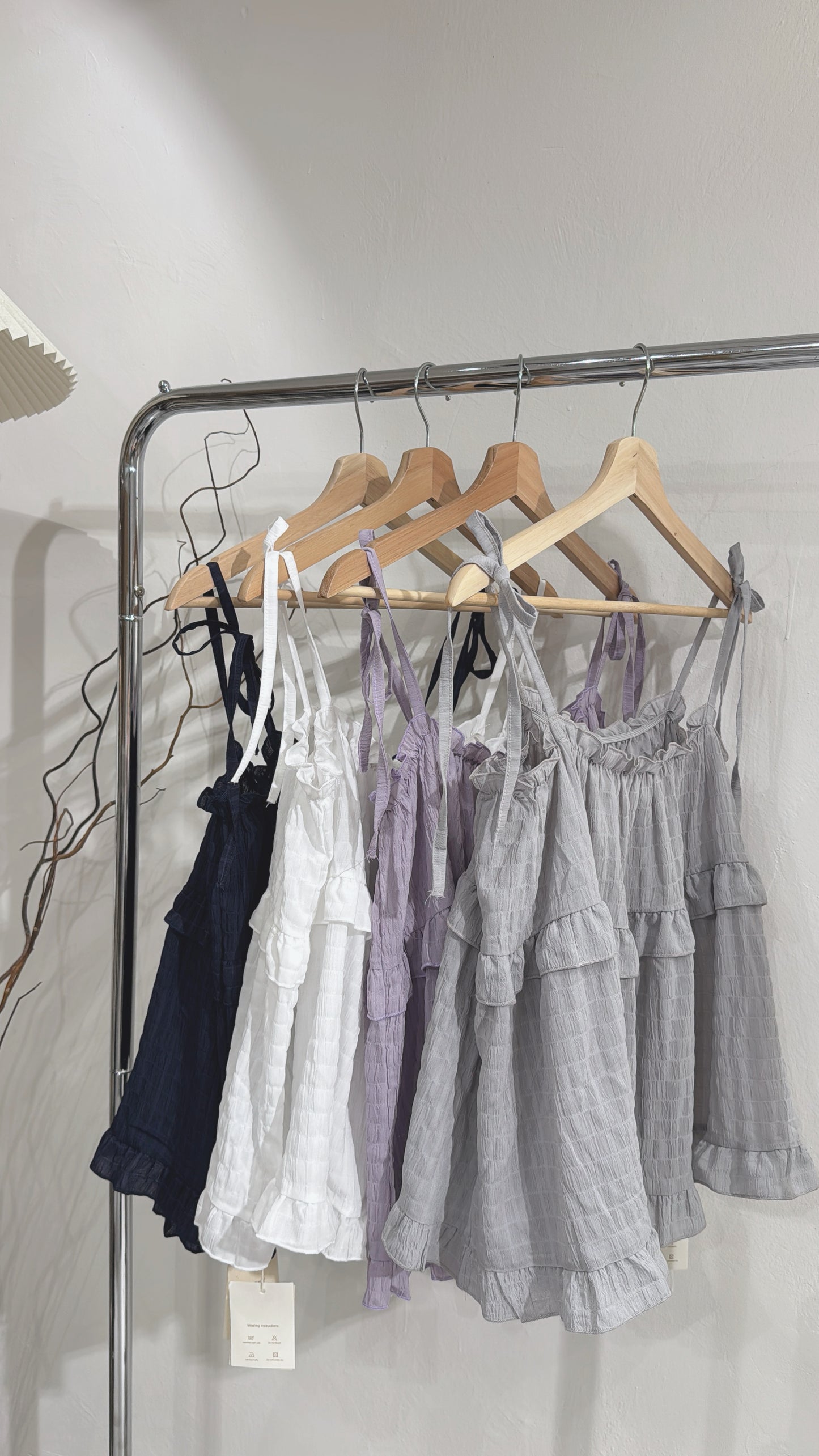 [24HRS 首批價！] Ruffle luna cami / 4 colors