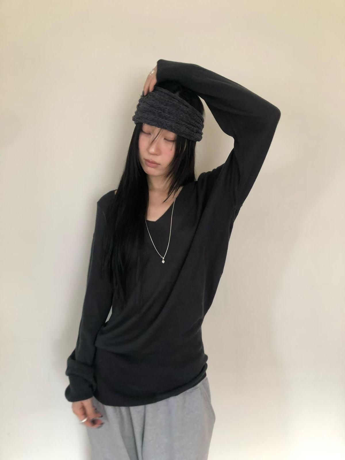 ［ 早鳥 early bird 價 🐈‍⬛✨ ] oversized v-neck top / 3 colors