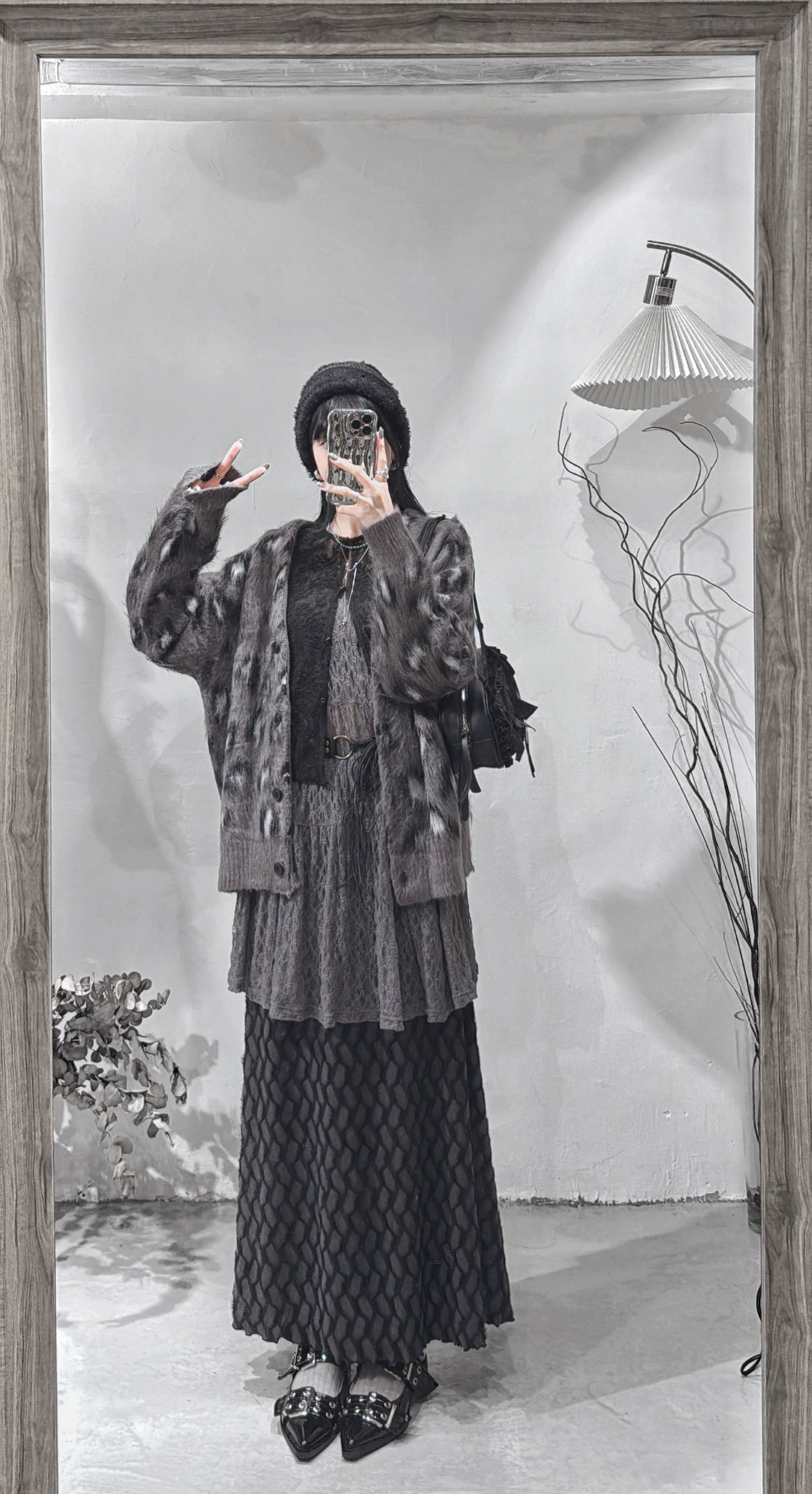 [ 第二批重做中 | 約2月頭到貨  ˚.🎀༘⋆] [ DDD MADE ] feather mermaid skirt / black