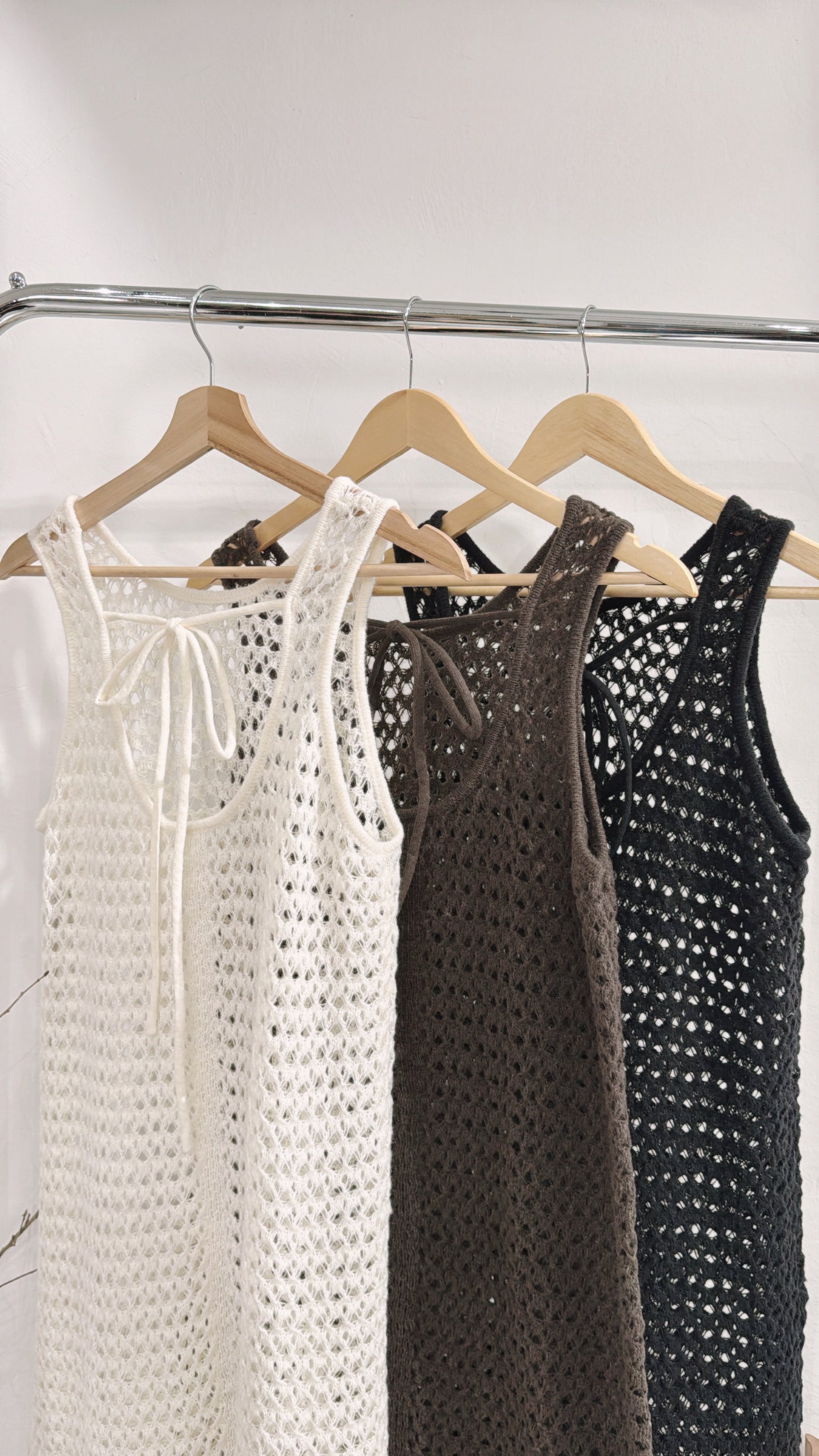 [ 現貨/預訂 ˚.🎀༘⋆] knit 2-ways ops / 3 colors