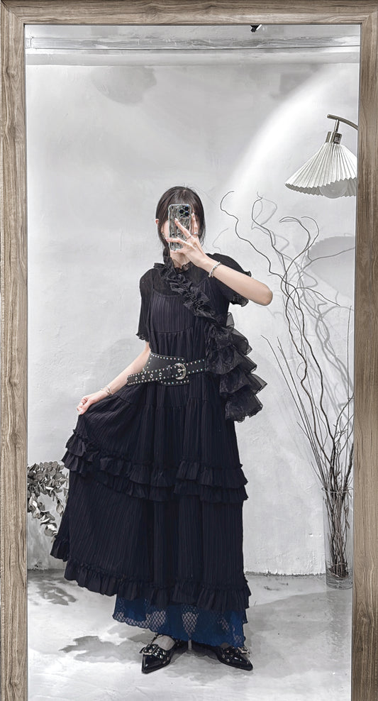 [ 現貨/預訂⋆⭒˚.⋆ ] cake layered ops / black