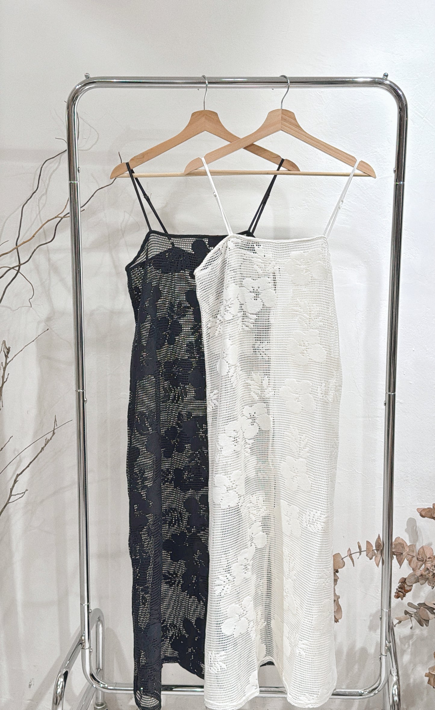 [ 現貨 / 預訂🪽⋆ ]  Flower Mesh Lace Cami Dress / 2 colors