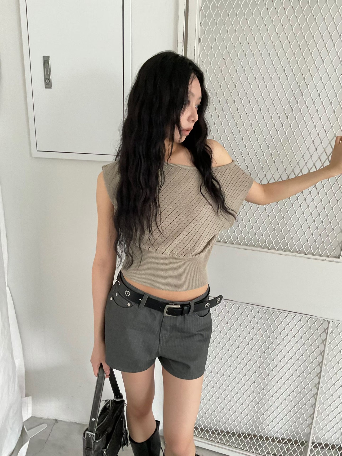 [ 預訂 🪽⋆ ՙִՙ ] linen unbalanced top • 2 colors