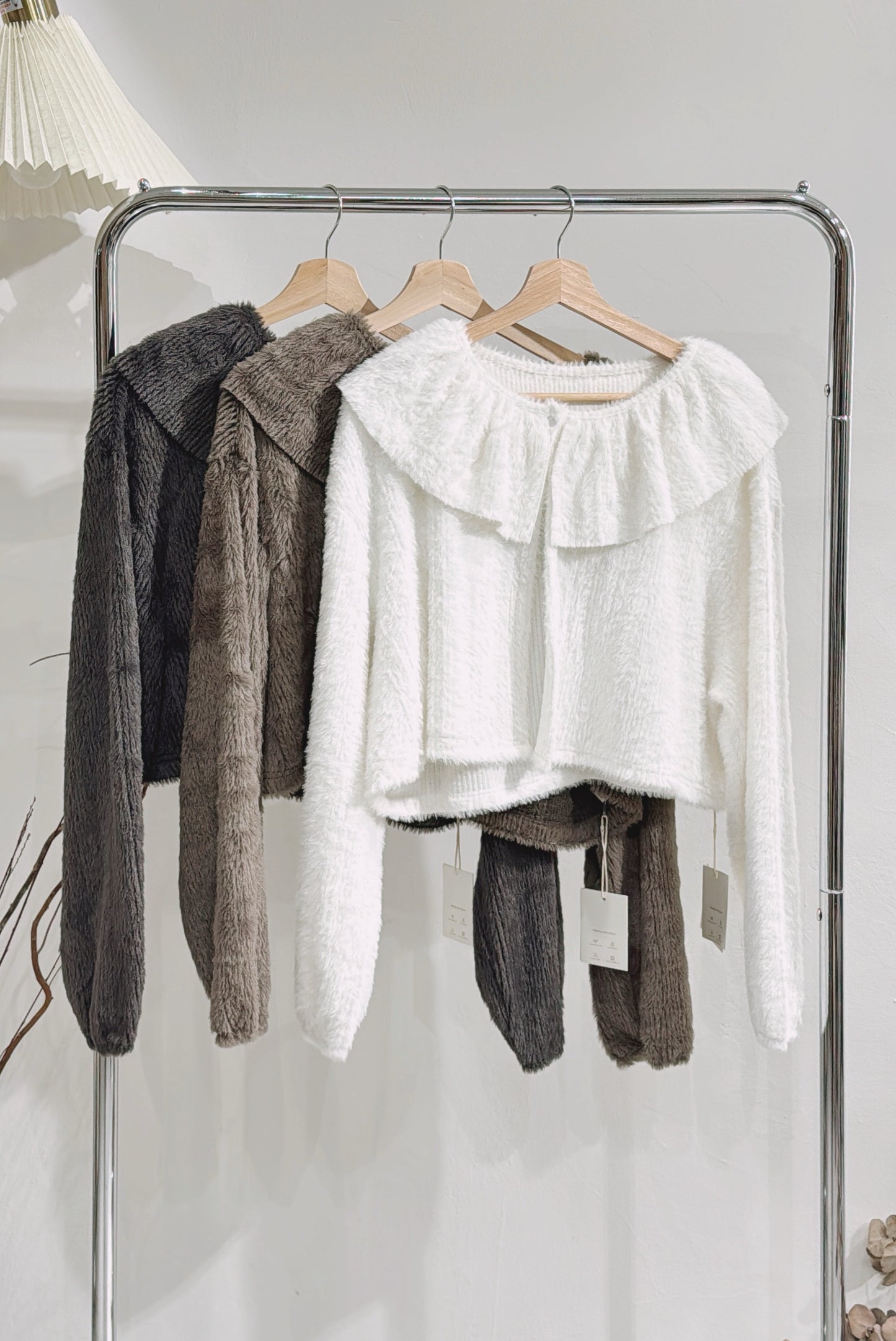 [ 預訂 / 現貨  ˚.🎀༘⋆] collared momo outer / 3 colors