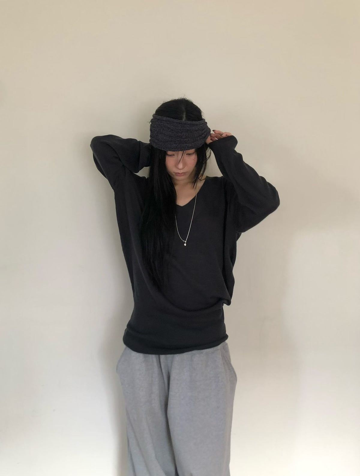 ［ 早鳥 early bird 價 🐈‍⬛✨ ] oversized v-neck top / 3 colors