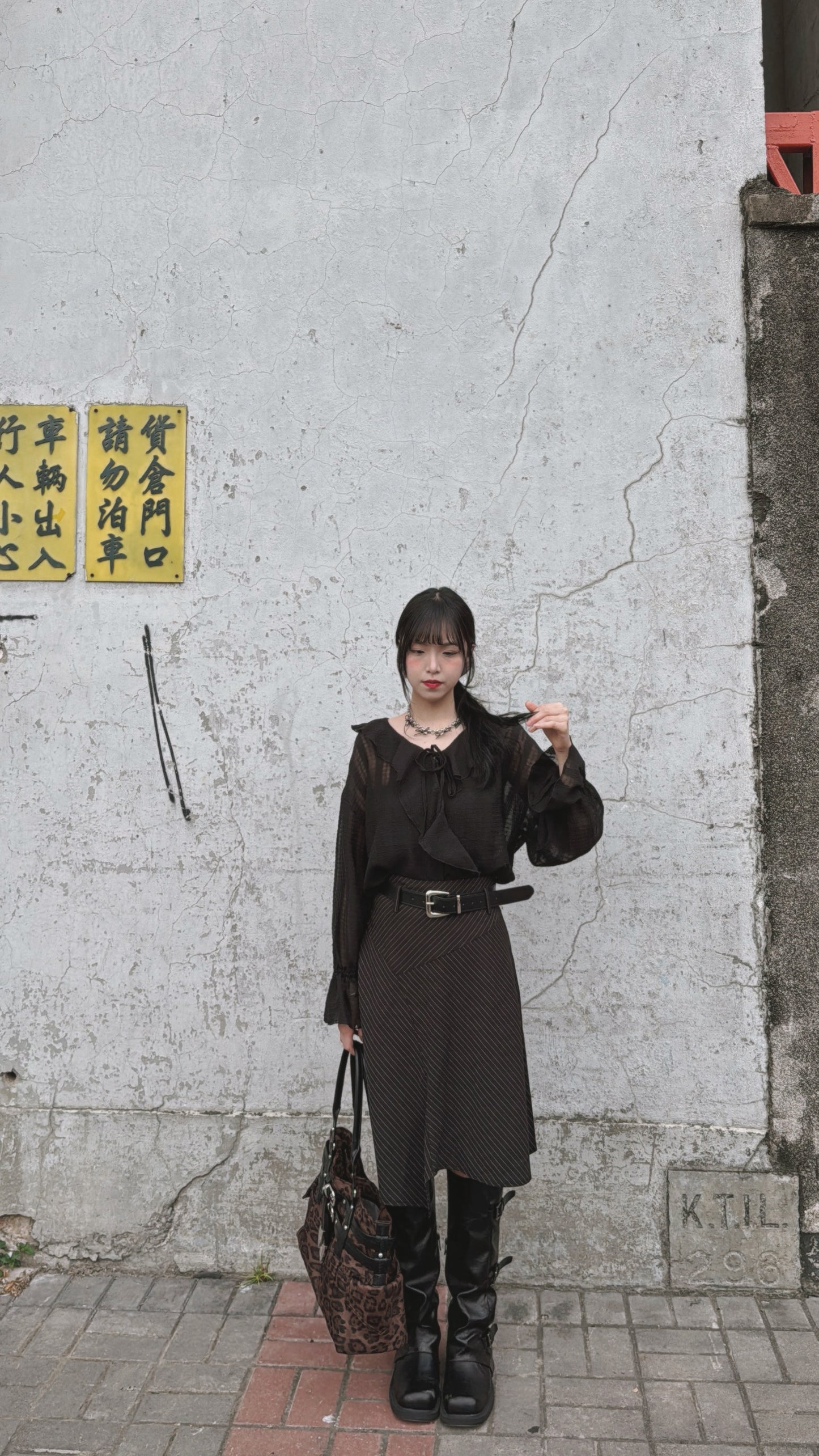 [ 預訂⋆𐙚 ̊. ] [ 超美的 blosue! ] frilled blouse / black