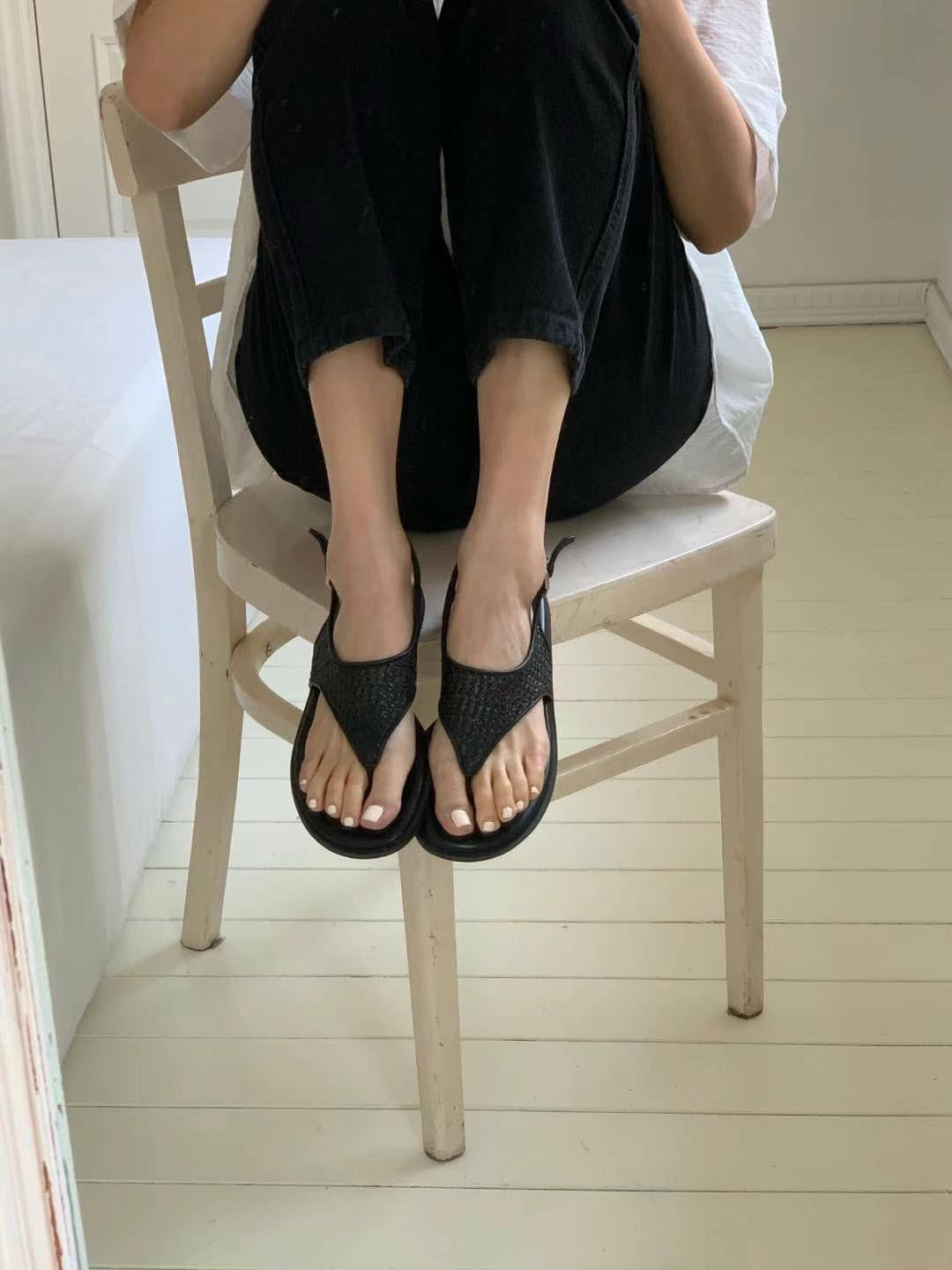 [ 這個夏天不能沒有的涼鞋🩴！] donna sandals / 2 colors